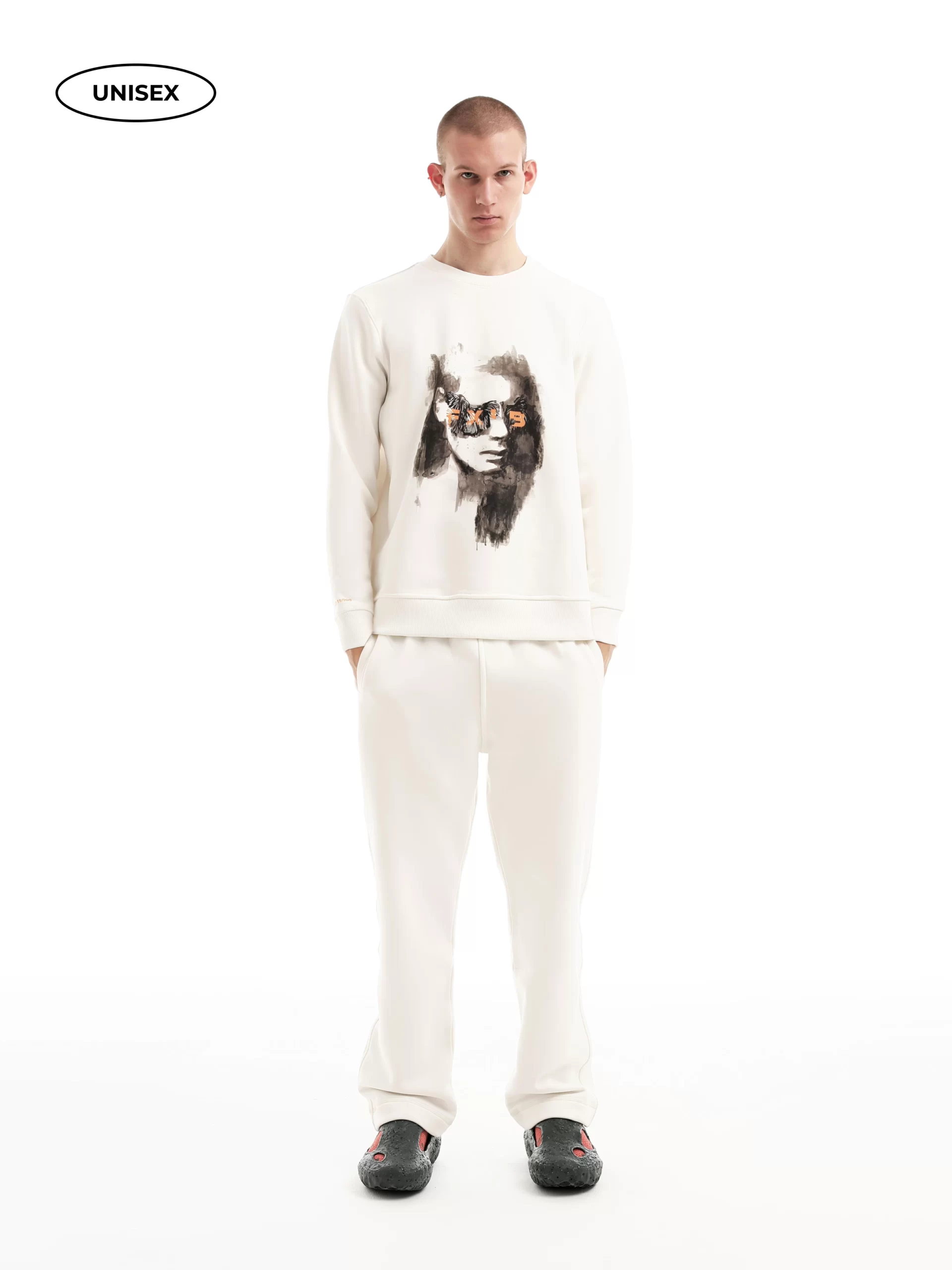 WHITE FLEECE PULLOVER