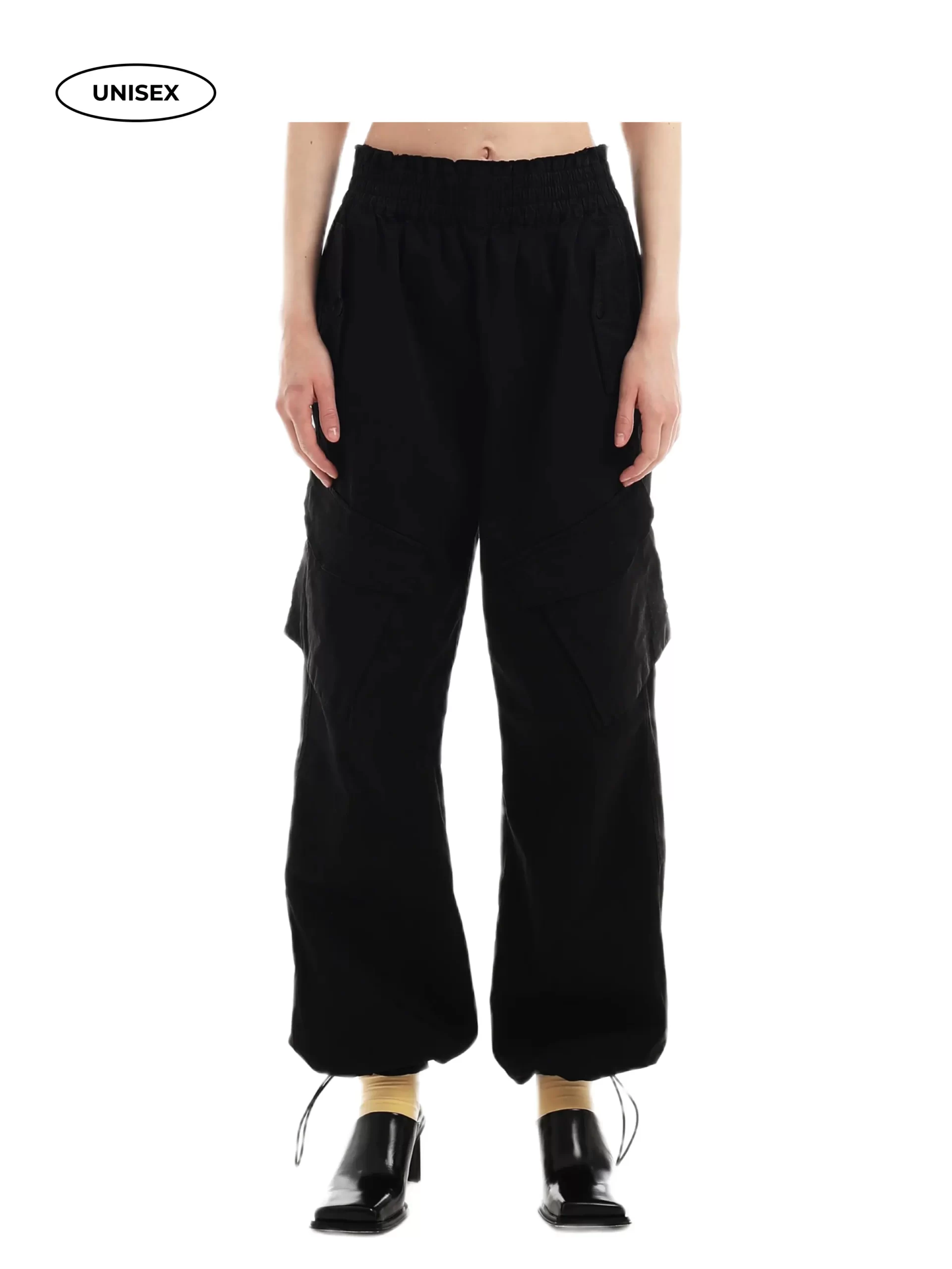 wide-black-cargo-pants-romanticism-11-