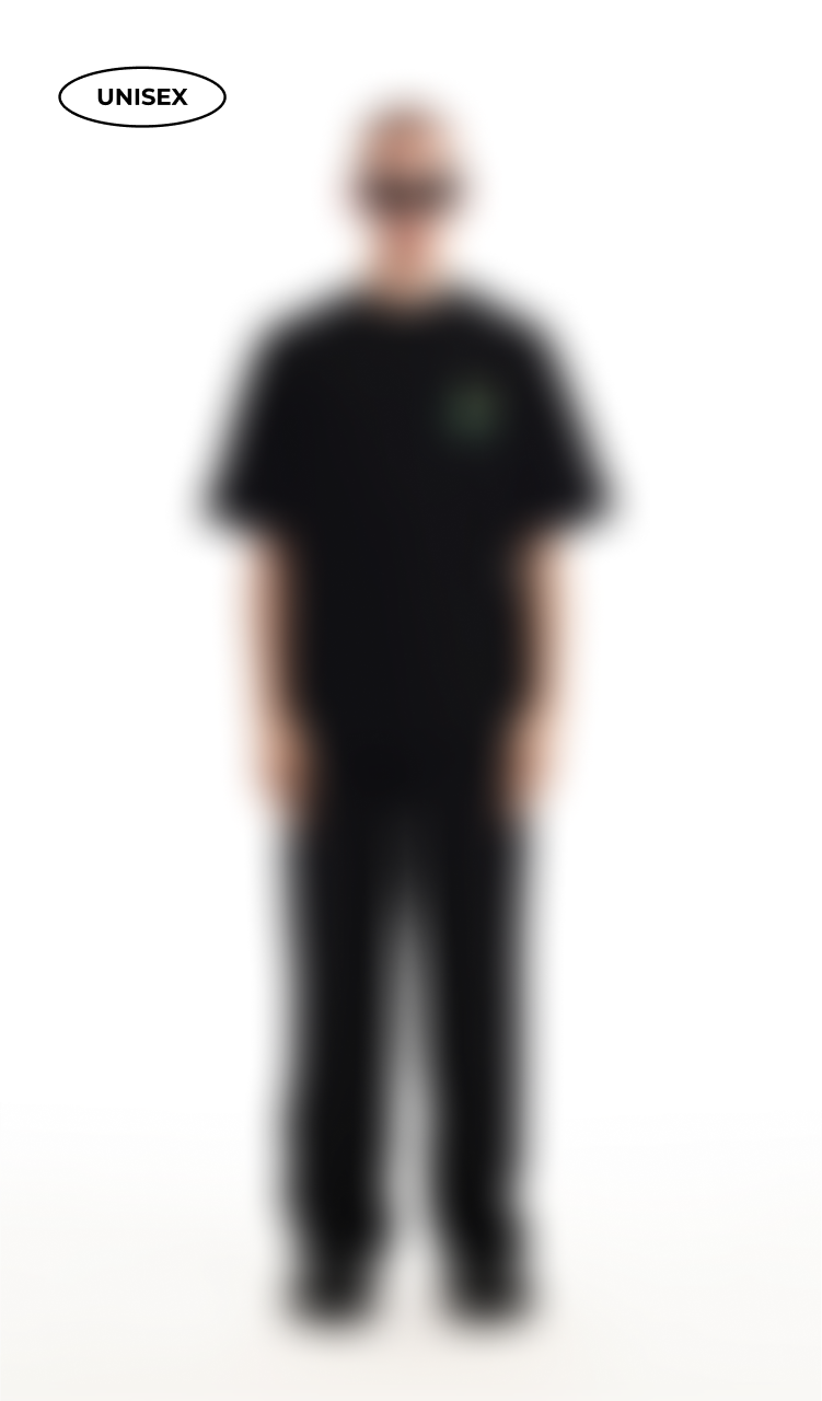 black-t-shirt-green-method.webp